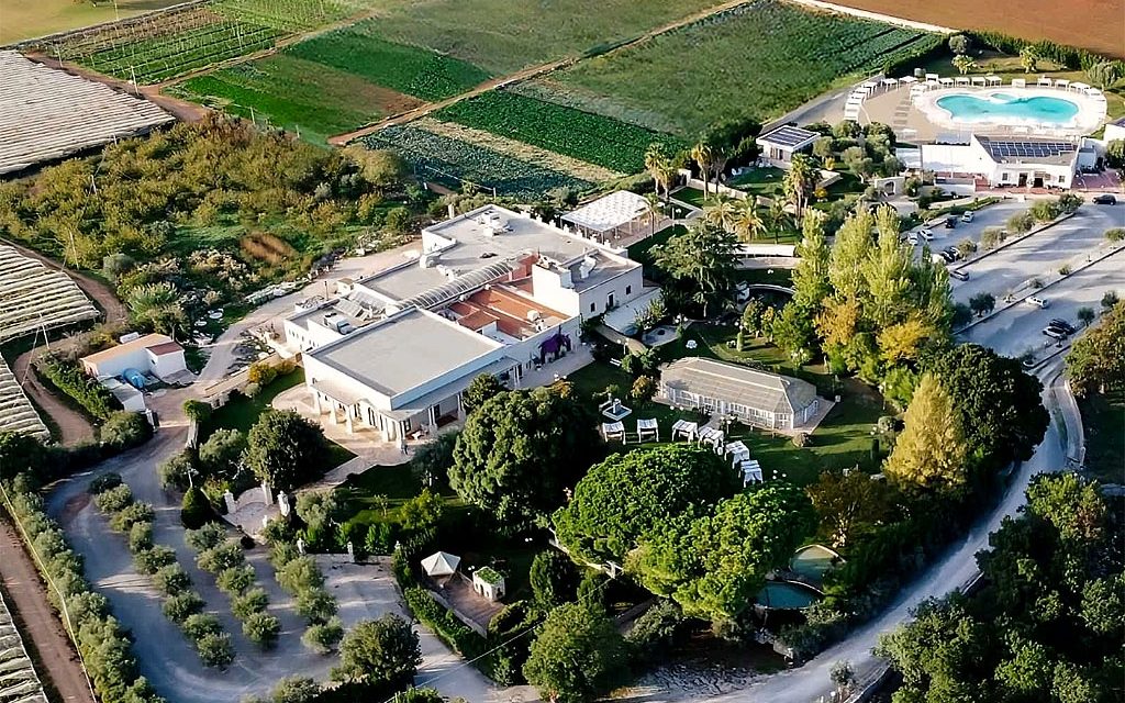 Dimora Storica in Valle d'Itria con Piscina Antica Masseria Dimora Mazzaro Puglia Bari